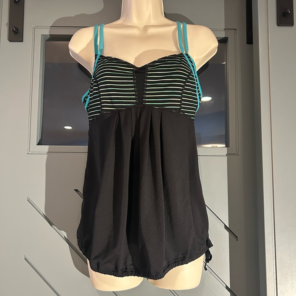 Zella Womens workout top Size M